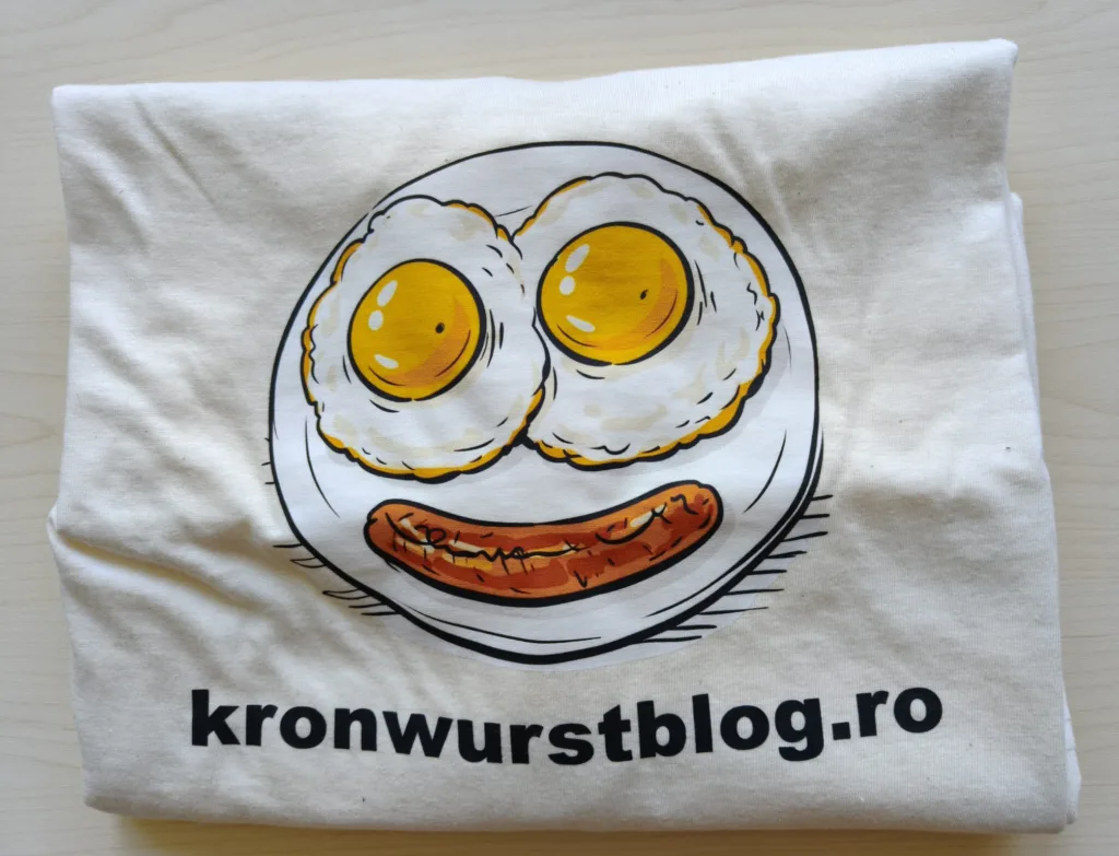 tricou 3